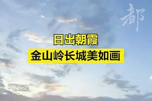 今日国足公开训练，张琳芃微笑着走进训练场？